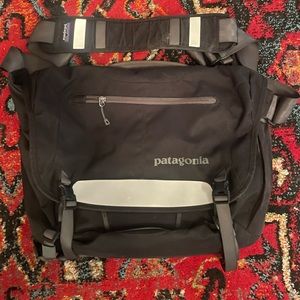 Patagonia messenger bag